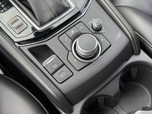 Used 2019 MAZDA CX-5 Touring image 23