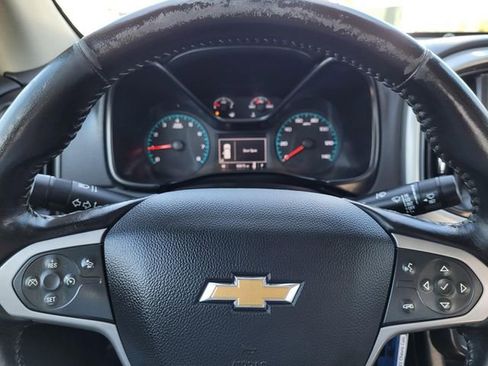 Used 2022 Chevrolet Colorado LT w/ Fleet Safety Package image 29