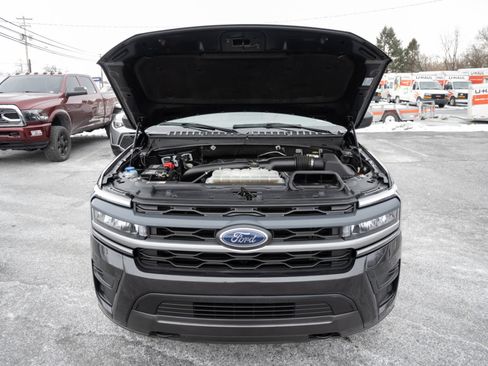 Used 2023 Ford Expedition Max XLT image 43