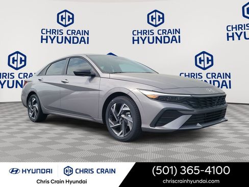 Certified 2025 Hyundai Elantra Sport image 1