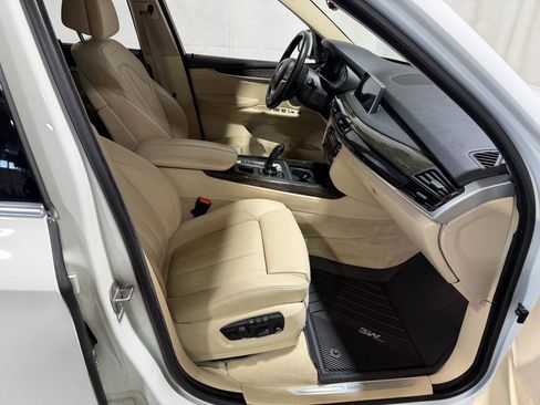 Used 2014 BMW X5 xDrive50i AWD/4WD image 12
