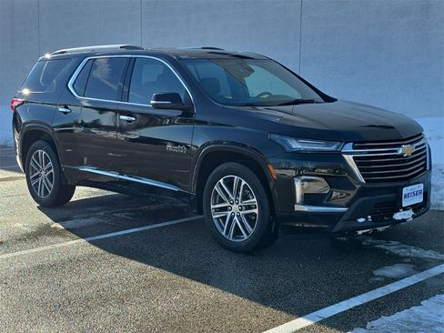 Used 2022 Chevrolet Traverse High Country w/ LPO, Floor Liner Package image 14