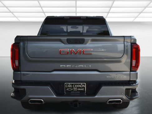 Used 2022 GMC Sierra 1500 Denali w/ Driver Alert Package II AWD/4WD image 10