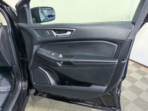 Used 2024 Ford Edge SE image 39