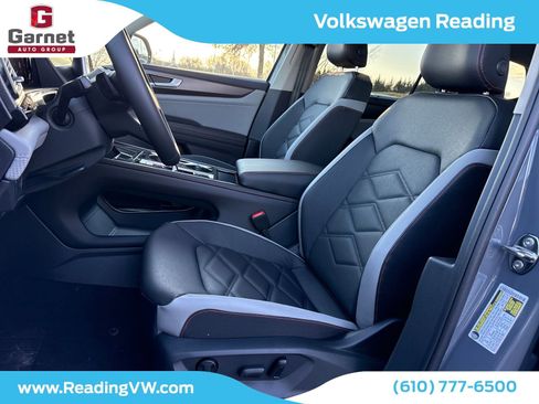 New 2026 Volkswagen Atlas Peak Edition image 10
