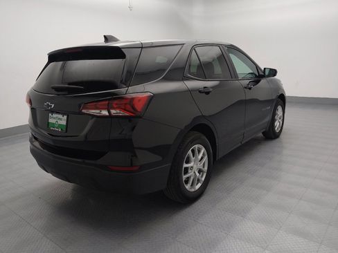 Used 2024 Chevrolet Equinox LS w/ LS Convenience Package image 9