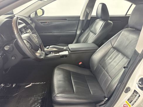 Used 2018 Lexus ES 350 w/ Luxury Package w/Wood Trim FWD image 11