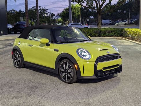 Used 2023 MINI Cooper S image 3