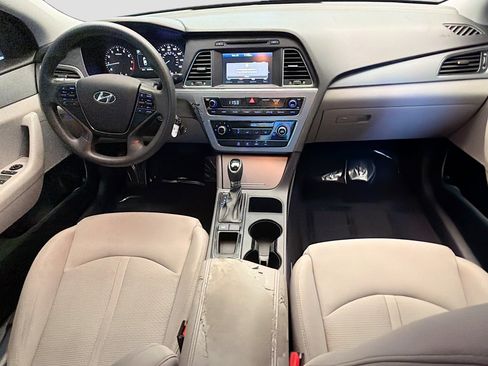 Used 2016 Hyundai Sonata SE image 12