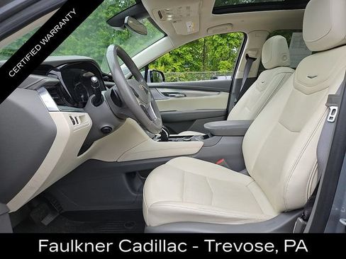 Certified 2023 Cadillac XT5 Premium Luxury FWD image 14