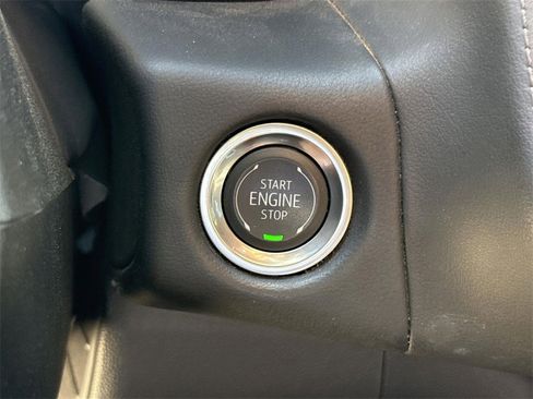 Used 2024 Chevrolet Suburban LS image 15