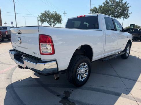 Used 2021 RAM 2500 Big Horn AWD/4WD image 3