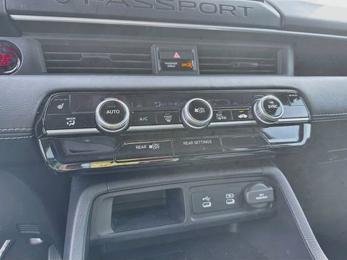 Used 2026 Honda Passport RTL image 19