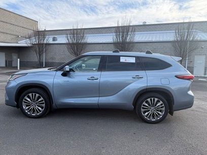 Used 2021 Toyota Highlander Platinum