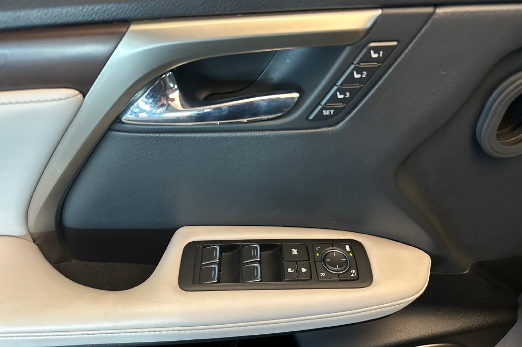 Used 2020 Lexus RX 350 FWD w/ Premium Package image 11