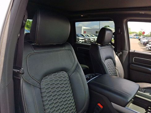 Used 2023 RAM 1500 Big Horn AWD/4WD image 13