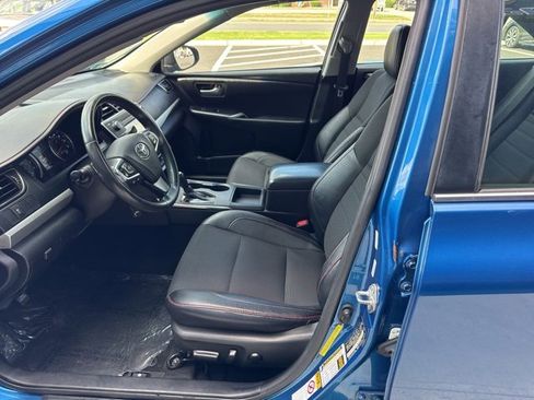 Used 2017 Toyota Camry SE image 13