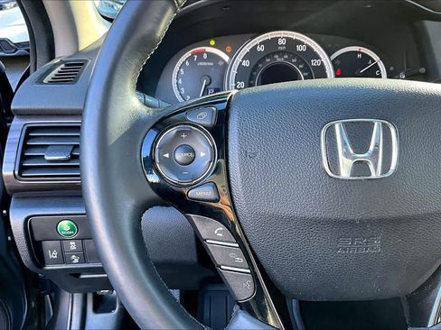 Used 2017 Honda Accord EX-L image 23