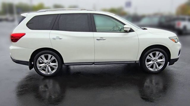 Used 2018 Nissan Pathfinder SL w/ SL Premium Package AWD/4WD image 2