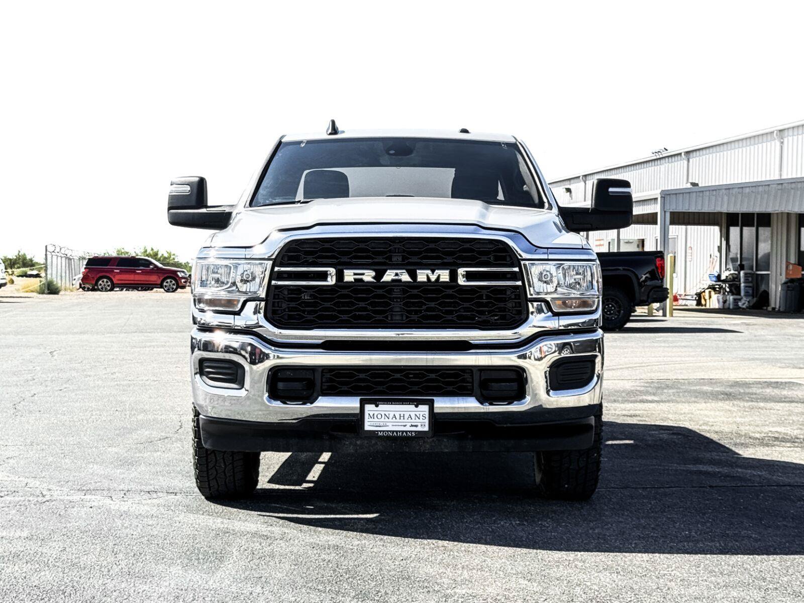 Used 2024 RAM 2500 Tradesman w/ Chrome Appearance Group AWD/4WD image 3