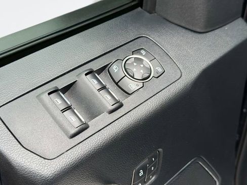 Used 2019 Ford F150 Lariat w/ Equipment Group 502A Luxury image 21