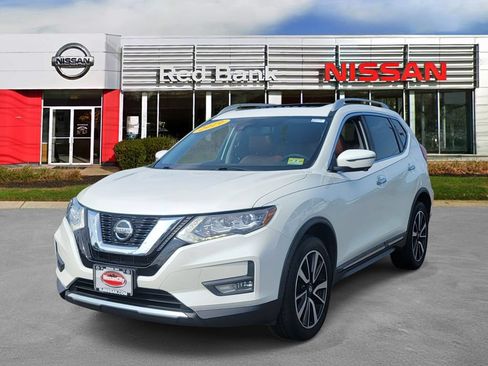 Used 2019 Nissan Rogue SL w/ Premium Package AWD/4WD image 4