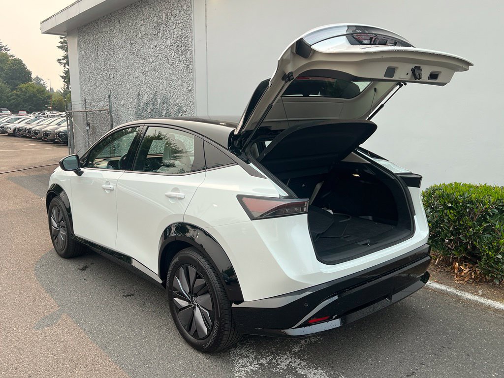 Certified 2023 Nissan Ariya AWD image 10