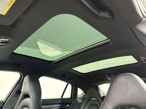 Certified 2023 Porsche Panamera 4 Platinum Edition image 42