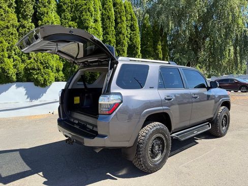 Used 2023 Toyota 4Runner SR5 Premium AWD/4WD image 8