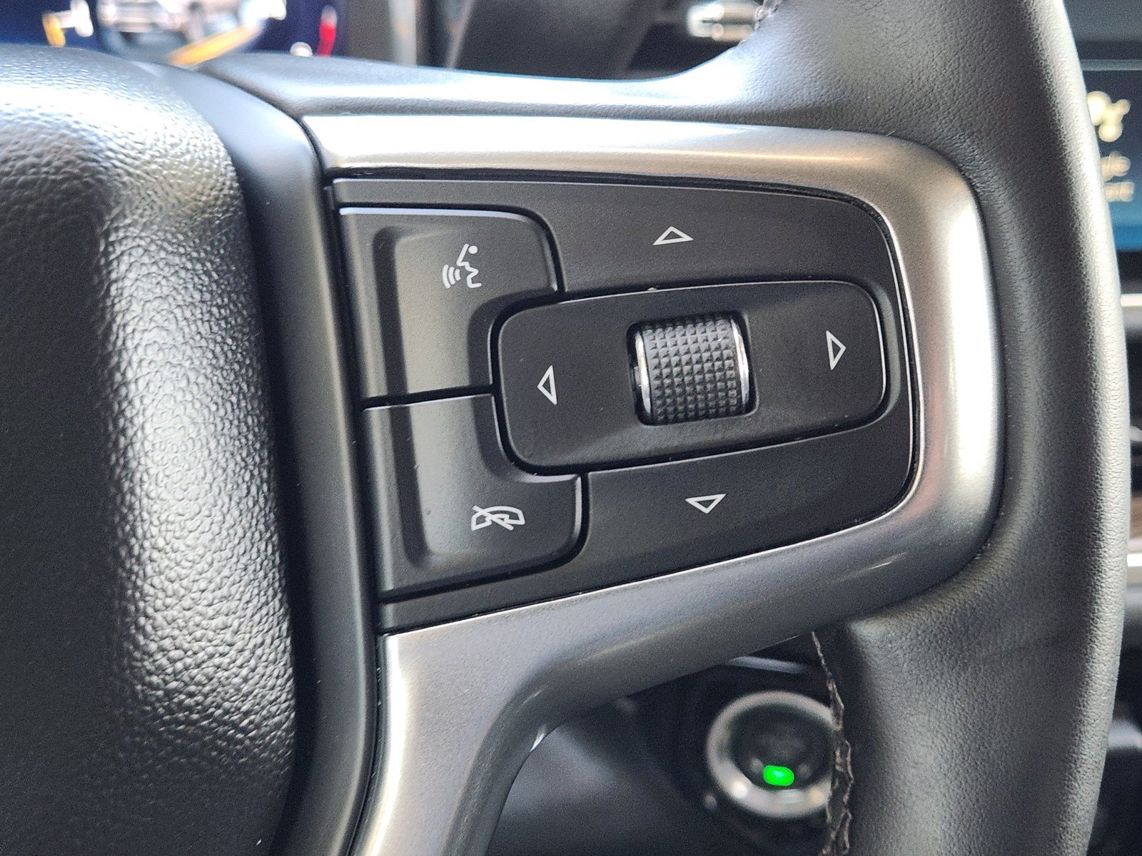 Used 2024 Chevrolet Silverado 2500 LT AWD/4WD image 22