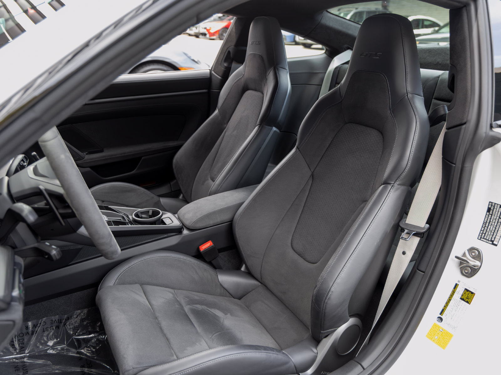 Certified 2025 Porsche 911 Carrera 4 GTS AWD/4WD image 5