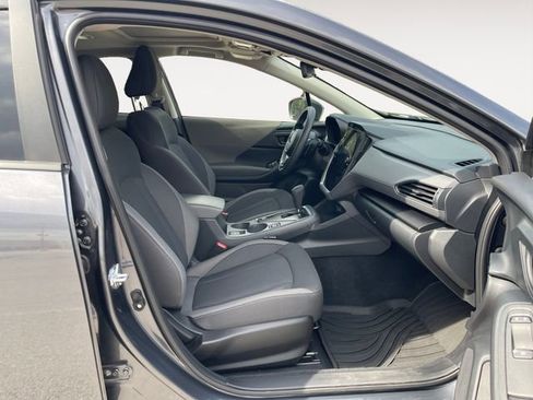 Used 2025 Subaru Crosstrek 2.0i Premium image 15