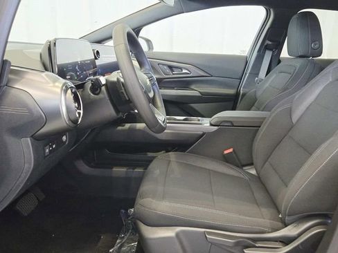 New 2026 Chevrolet Equinox EV LT image 8