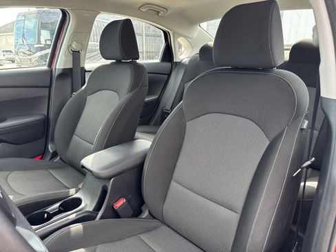 Certified 2024 Kia Forte LXS w/ LXS Technology Package image 24
