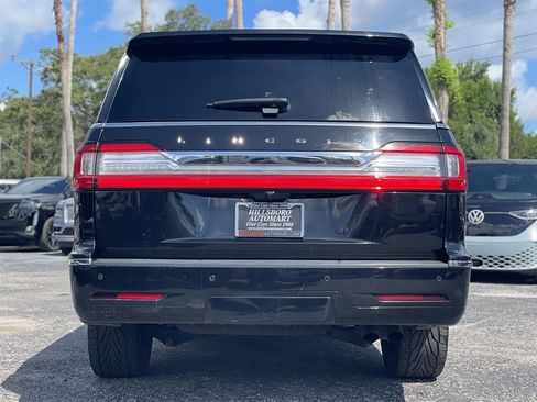 Used 2019 Lincoln Navigator L Select AWD/4WD image 9
