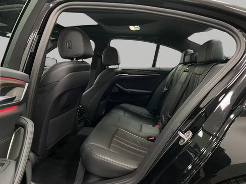 Certified 2022 BMW 530i xDrive w/ Premium Package image 29