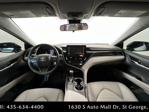 Used 2021 Toyota Camry SE w/ Carpet Mat Package (TMS) image 9