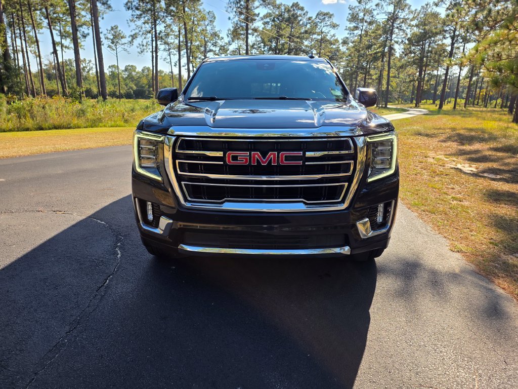 Used 2023 GMC Yukon XL SLT AWD/4WD image 8