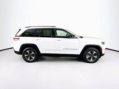 Used 2022 Jeep Grand Cherokee Limited 4xe w/ Luxury Tech Group II image 10