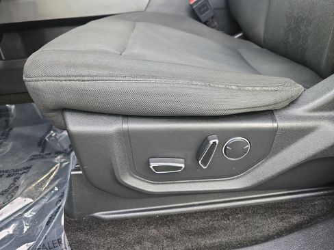 Used 2018 Ford F150 XLT w/ Equipment Group 302A Luxury image 28