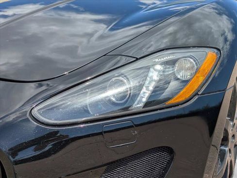 Used 2017 Maserati GranTurismo MC RWD image 9