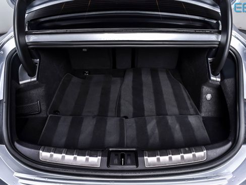 Used 2023 Audi RS e-tron GT w/ Carbon Performance Package image 12