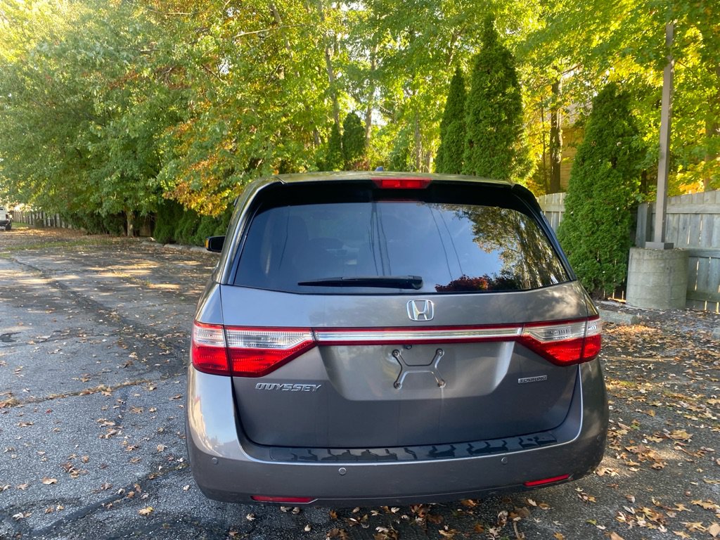Used 2012 Honda Odyssey Touring image 4