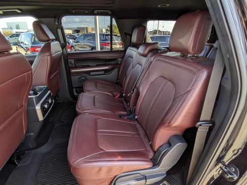 Used 2023 Ford Expedition Max Limited image 27