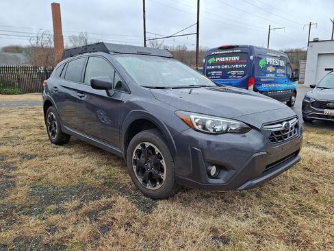 Used 2023 Subaru Crosstrek 2.0i Premium image 6