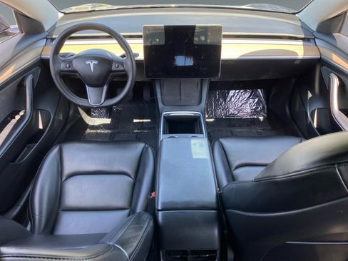 Used 2023 Tesla Model 3 Standard Range RWD image 10