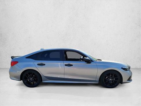 Used 2024 Honda Civic Sport image 4