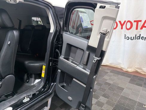 Used 2010 Toyota FJ Cruiser 4WD image 15