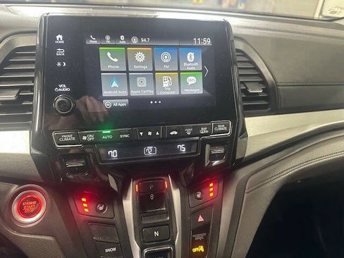 Used 2018 Honda Odyssey EX-L image 19