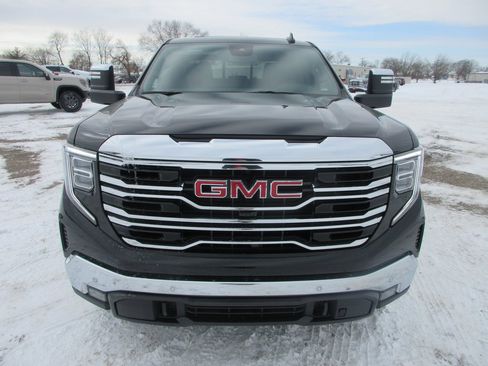 New 2026 GMC Sierra 1500 SLT w/ SLT Premium Plus Package image 12